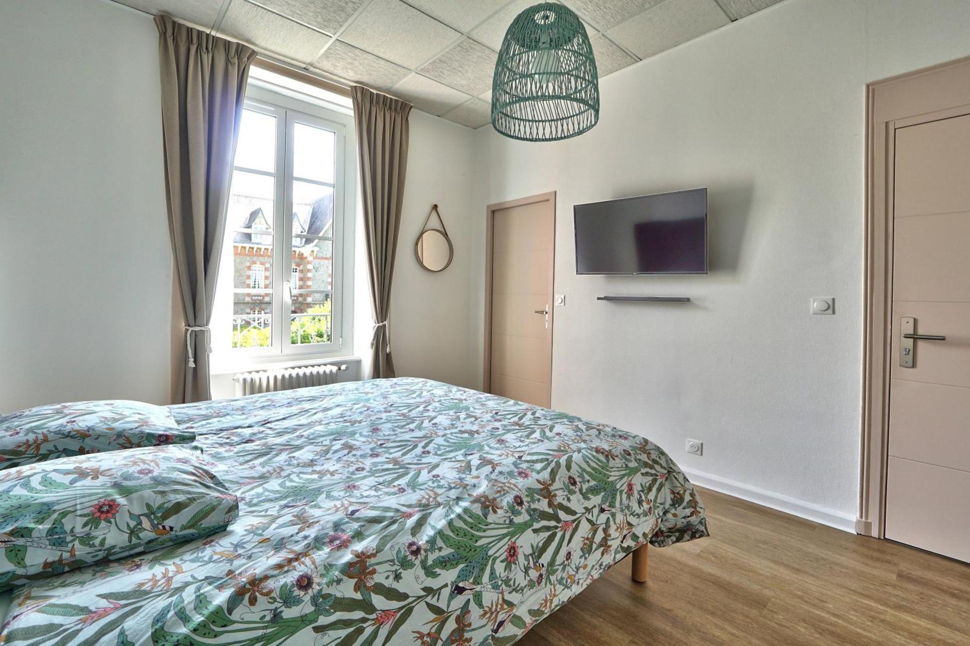 Auberge Ti'Gousket Guingamp Habitación foto